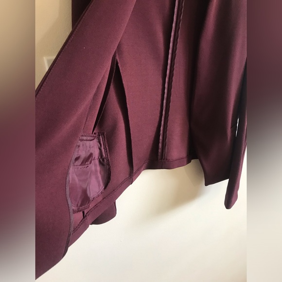 Burgundy Dynamite blazer - Picture 6 of 8